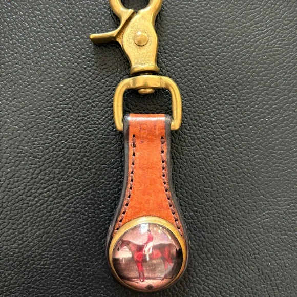 Rebecca Ray Equestrian Leather Key Holder - Picture 5 of 5